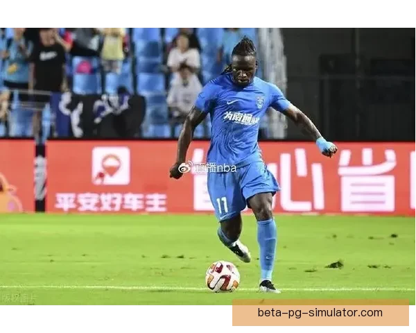 恩里克在武汉三镇资金困境中依旧展现高效进球表现成为球队关键人物